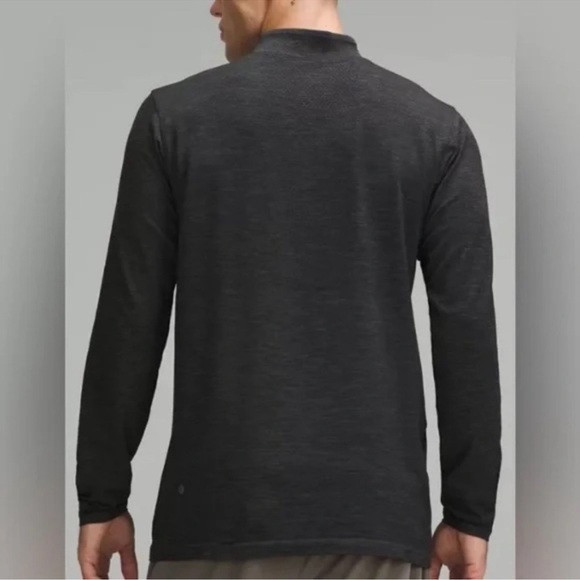 Lululemon Metal Vent Tech Half Zip - Black / Grey (Large) - Picture 5 of 9